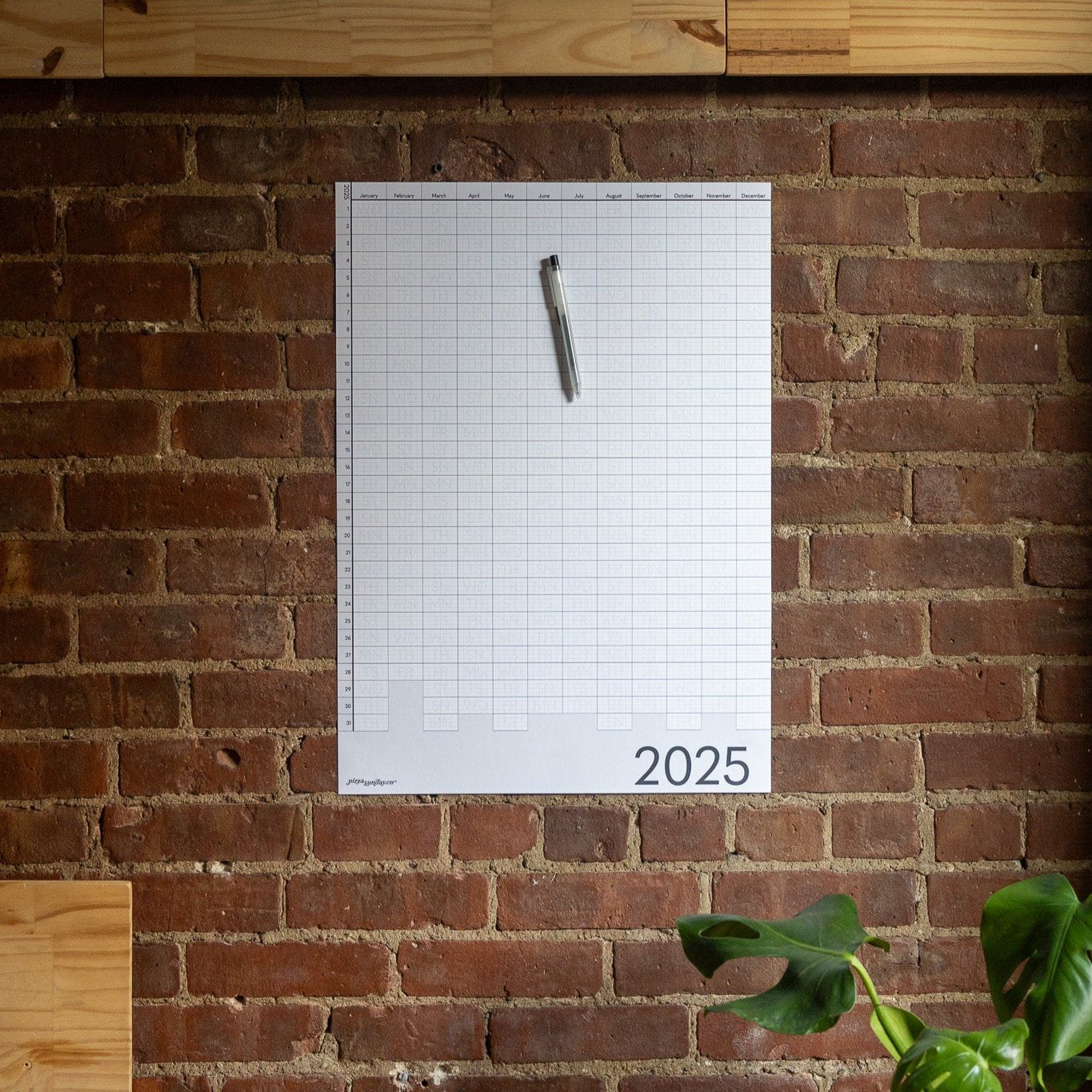 2025 Calendar: 17 x 24in (Monthly)